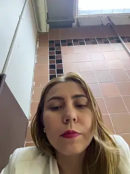 Snapshot of Brittanyrosexx chatting on February 19, 8:50 pm Brittanyrosexx online show from February 19, 8:50 pm