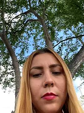 Snapshot of Brittanyrosexx chatting on October 16, 8:06 pm Brittanyrosexx online show from October 16, 8:06 pm