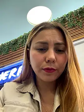 Snapshot of Brittanyrosexx chatting on January 12, 8:36 pm Brittanyrosexx online show from January 12, 8:36 pm