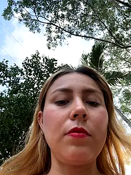 Snapshot of Brittanyrosexx chatting on November 4, 8:34 pm Brittanyrosexx online show from November 4, 8:34 pm