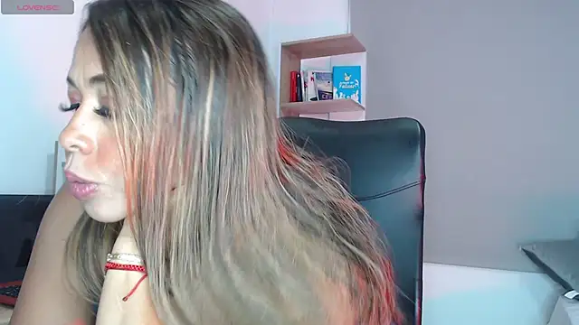 BriannaLorens online show from October 7, 4:19 pm