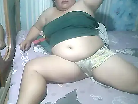 cutechubbyasian online show from April 10, 1:18 pm