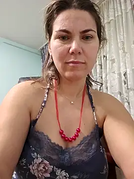 Snapshot of FeliciaKrige chatting on March 17, 9:46 pm FeliciaKrige online show from March 17, 9:46 pm