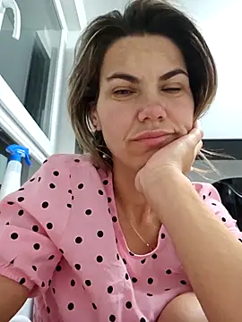 FeliciaKrige online show from April 30, 10:58 pm