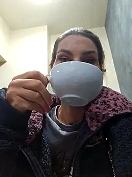 Snapshot of FeliciaKrige chatting on October 1, 8:13 pm FeliciaKrige online show from October 1, 8:13 pm