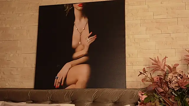 FeliciaKrige online show from April 14, 8:14 pm