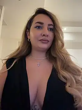 YaaraCollins online show from February 28, 7:13 pm