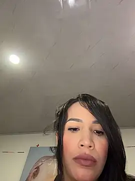 SQUIRTINGQUEEN11 online show from April 3, 3:02 am