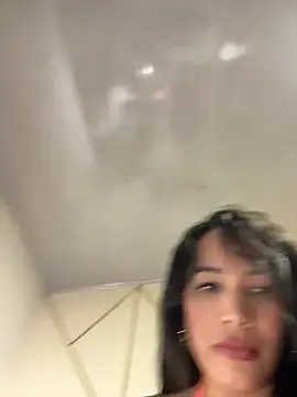 SQUIRTINGQUEEN11 online show from April 11, 2:41 am