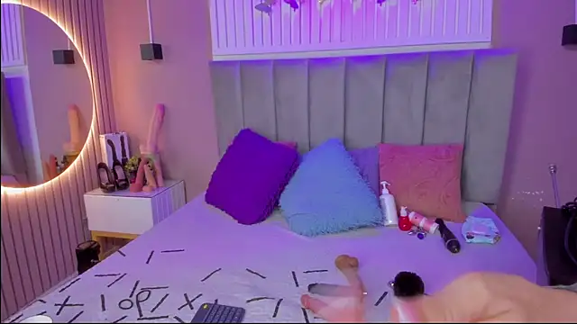 chantall1375 online show from January 13, 3:32 am