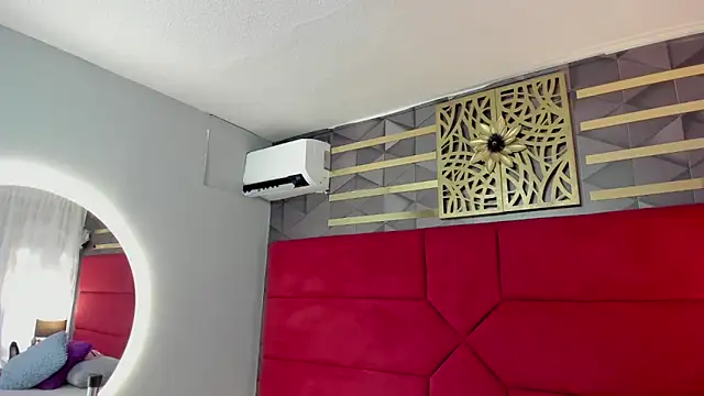 chantall1375 online show from January 11, 5:42 pm