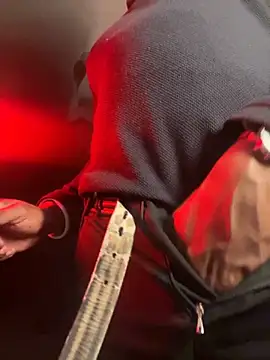 Snapshot of HairyChubbyStalion chatting on November 17, 12:47 am HairyChubbyStalion online show from November 17, 12:47 am