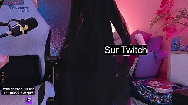 Snapshot of Indriya2x0 chatting on October 30, 8:28 pm Indriya2x0 online show from October 30, 8:28 pm