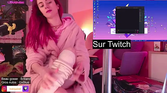 Snapshot of Indriya2x0 chatting on November 5, 9:07 pm Indriya2x0 online show from November 5, 9:07 pm