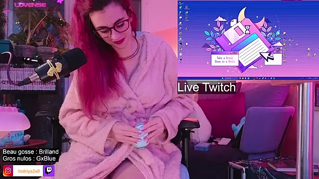 Snapshot of Indriya2x0 chatting on November 12, 9:18 pm Indriya2x0 online show from November 12, 9:18 pm