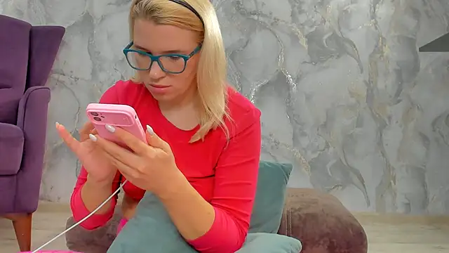 succubus online show from October 6, 6:58 am