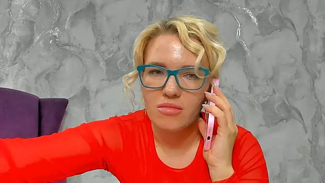 succubus online show from October 8, 9:15 pm