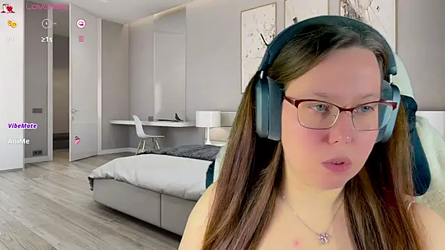 Victoria Romans online show from April 8, 8:43 pm