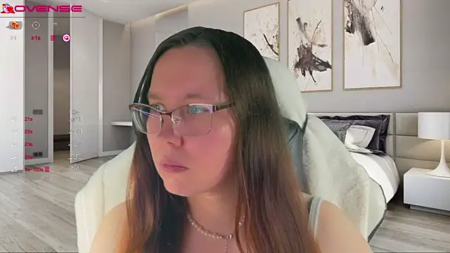 Snapshot of Victoria_Romans chatting on October 4, 7:48 pm Victoria Romans online show from October 4, 7:48 pm