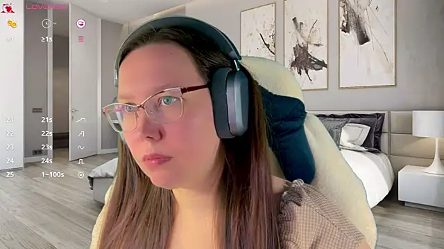 Victoria Romans online show from April 21, 5:08 pm