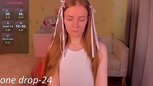 SweetMilkis online show from May 20, 9:28 am
