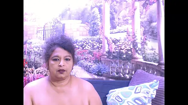 Snapshot of indianstar75 chatting on March 18, 5:02 am indianstar75 online show from March 18, 5:02 am