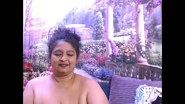 Snapshot of indianstar75 chatting on March 17, 5:27 pm indianstar75 online show from March 17, 5:27 pm