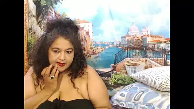Snapshot of indianstar75 chatting on October 13, 4:52 pm indianstar75 online show from October 13, 4:52 pm