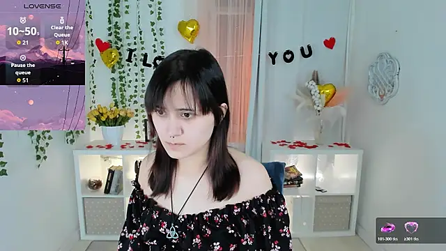 Snapshot of Alexa_Lexi_ chatting on February 11, 10:48 am Alexa Lexi online show from February 11, 10:48 am