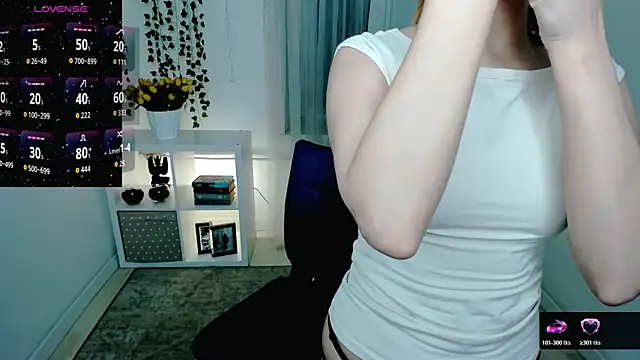 Alexa Lexi  online show from June 3, 11:11 am