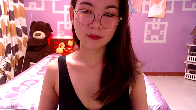 Snapshot of Sweety_Aria chatting on October 16, 5:49 am Sweety Aria online show from October 16, 5:49 am
