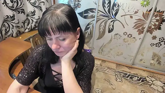 Snapshot of EVILENSA chatting on March 12, 1:51 pm EVILENSA online show from March 12, 1:51 pm