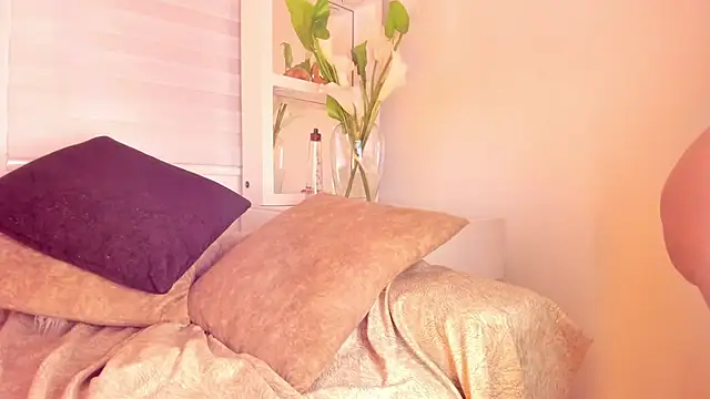 jessiigrey online show from September 11, 2:33 am