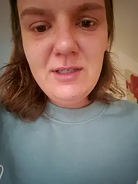 Cutegirlforyou online show from November 5, 7:44 am