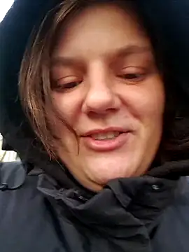 Cutegirlforyou online show from November 22, 7:18 am