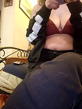 Cutegirlforyou online show from March 1, 8:45 am