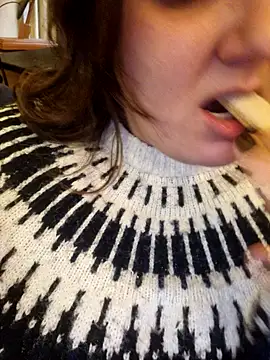 Cutegirlforyou online show from February 9, 10:42 am