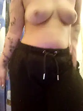 Cutegirlforyou online show from March 15, 8:04 am