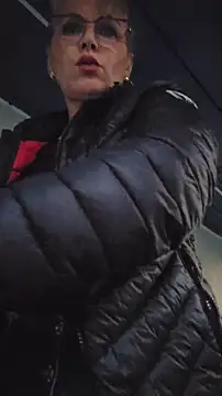 Snapshot of elacoquette chatting on October 25, 3:12 pm elacoquette online show from October 25, 3:12 pm