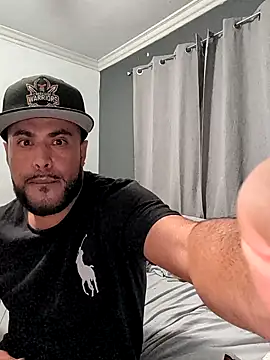 gardy8585 online show from October 11, 1:12 pm