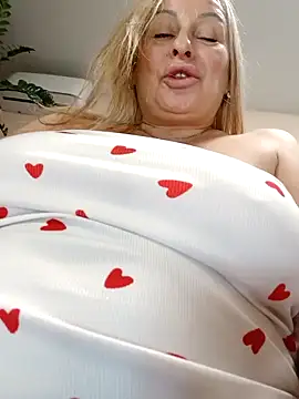 Liana MilfHot online show from February 7, 1:52 pm