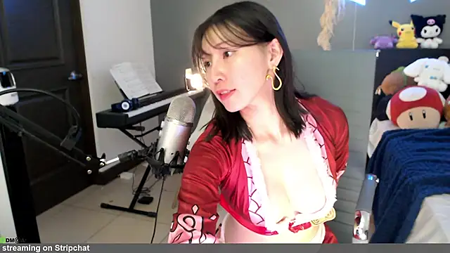 minarocket  online show from March 12, 7:18 pm