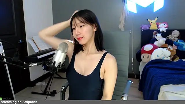 minarocket  online show from February 7, 4:48 pm