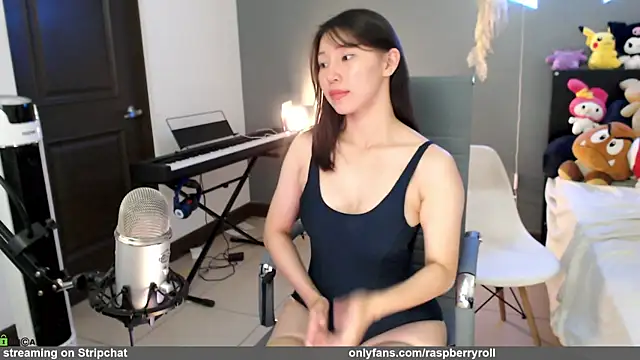 minarocket  online show from June 5, 6:02 pm
