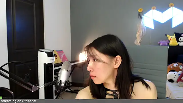 minarocket  online show from May 10, 4:42 pm