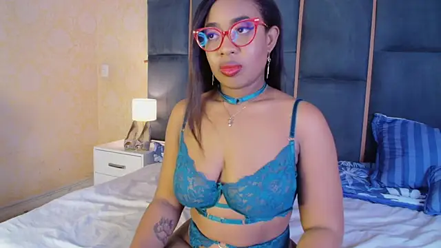 CaseyMoon online show from December 21, 12:40 pm