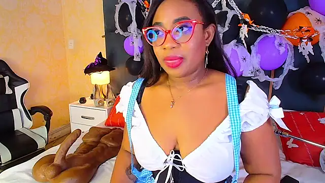 CaseyMoon online show from October 29, 12:37 pm