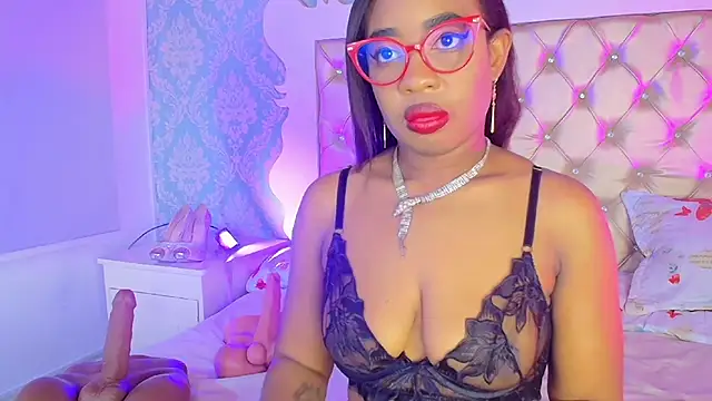 CaseyMoon online show from March 14, 12:33 pm