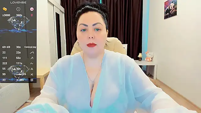 Nina Hopper online show from March 13, 12:13 pm