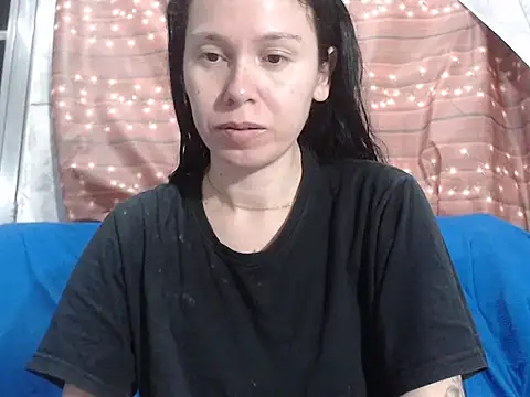 Venusluxodomme online show from October 8, 5:31 am